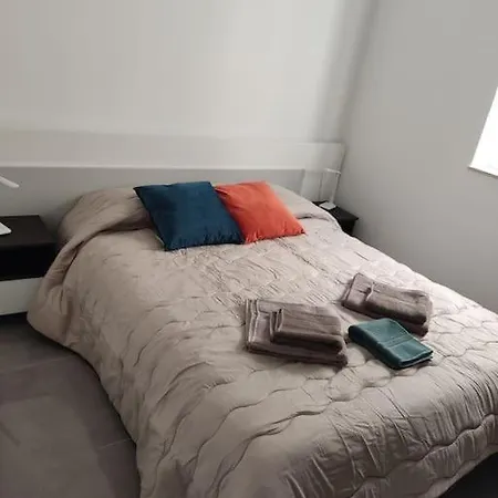 Sorriso Flat N.9 - Entire Unit 아파트 세인트폴스베이