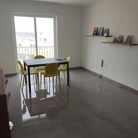 Sorriso Flat N.9 - Entire Unit San Pawl il-Baħar